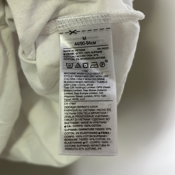 BANANA REPUBLIC SLEEVELESS BLOUSE - Picture 4 of 5